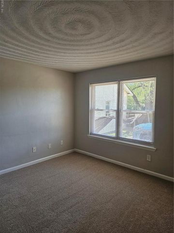 1336 Little Bay Ave Apt 2, Norfolk, VA 23503