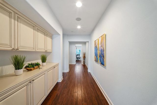 6839 Helenite Place, Carlsbad, CA 92009