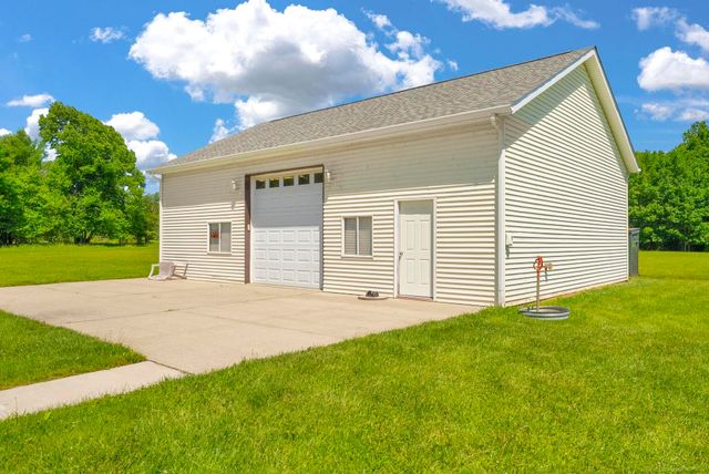 6995 AItken Road, Lexington Twp, MI 48450