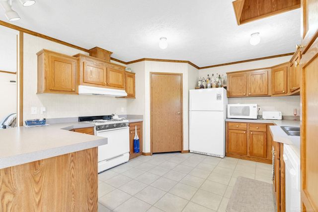 6995 AItken Road, Lexington Twp, MI 48450