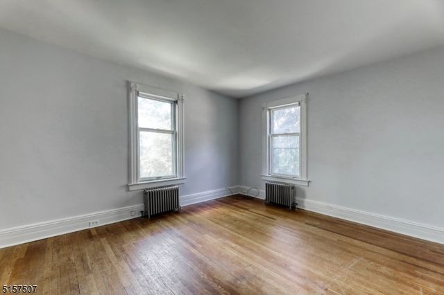 37 Livingston Ave, Roseland Boro, NJ 07068