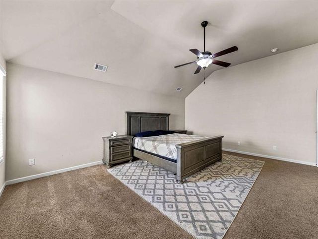 1124 Hartwell Road, Locust Grove, GA 30248