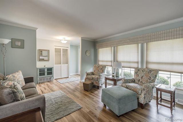 4931 Huron Drive, Clarkston, MI 48348