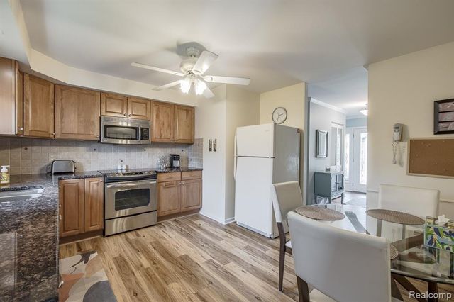 4931 Huron Drive, Clarkston, MI 48348