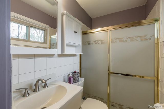 4931 Huron Drive, Clarkston, MI 48348