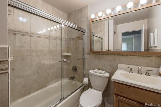 4931 Huron Drive, Clarkston, MI 48348