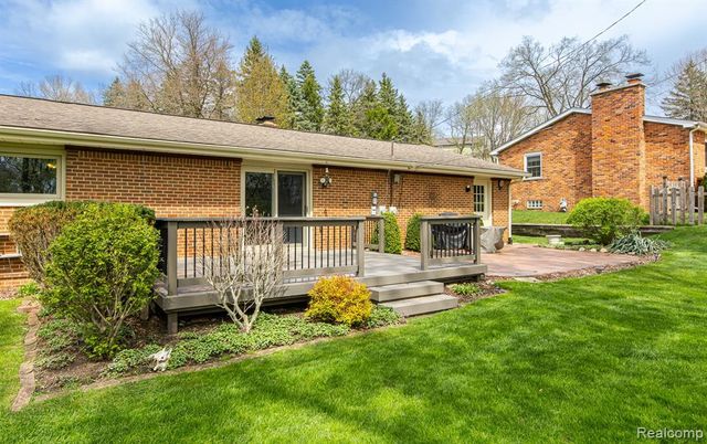 4931 Huron Drive, Clarkston, MI 48348