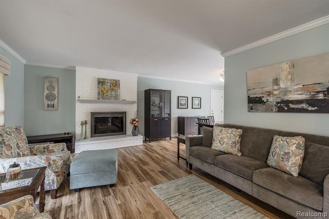 4931 Huron Drive, Clarkston, MI 48348