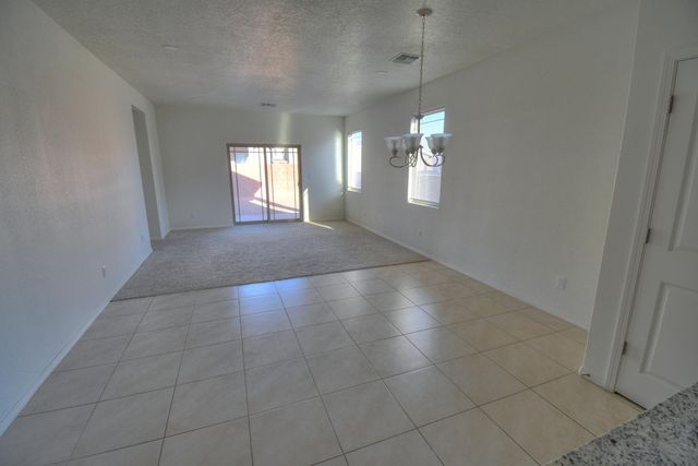 6244 Harrier Hawk Drive NE, Rio Rancho, NM 87144