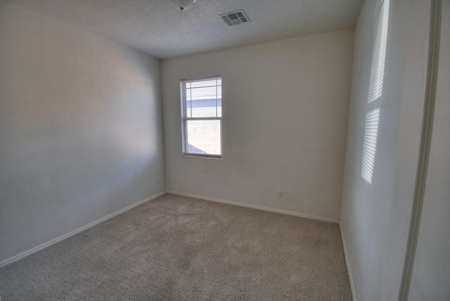 6244 Harrier Hawk Drive NE, Rio Rancho, NM 87144