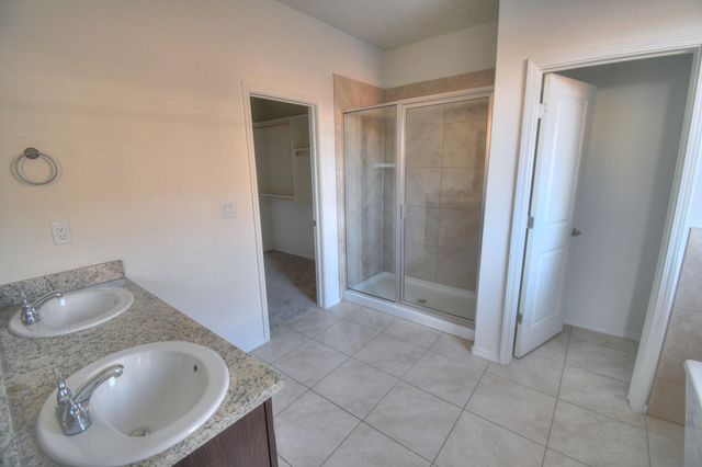 6244 Harrier Hawk Drive NE, Rio Rancho, NM 87144