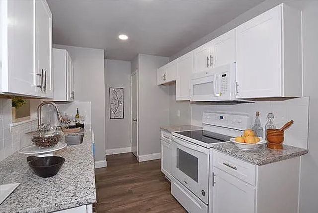 3105 Medina Street, Irving, TX 75061