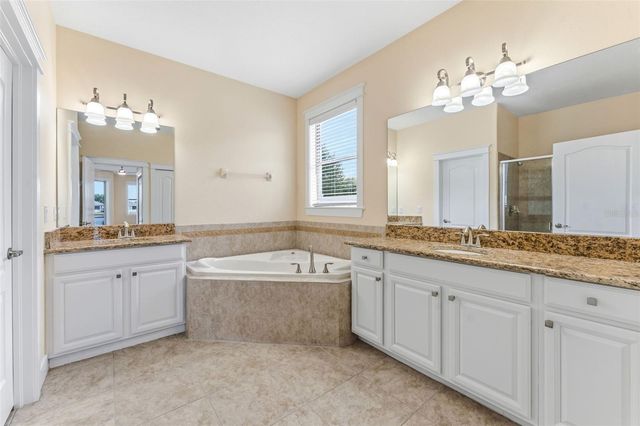 11514 ASHTON FIELD AVENUE, Riverview, FL 33579