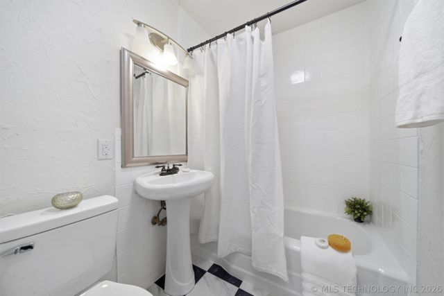 1538 E 53rd Street, Tulsa, OK 74105