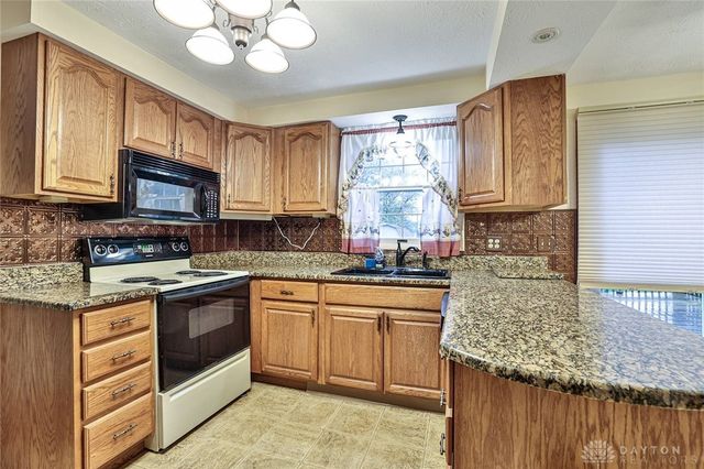 1054 Wilhelmina Drive, Vandalia, OH 45377