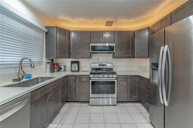 325 Cedar 1, Long Beach, CA 90802