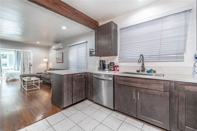 325 Cedar 1, Long Beach, CA 90802
