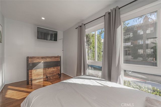 325 Cedar 1, Long Beach, CA 90802