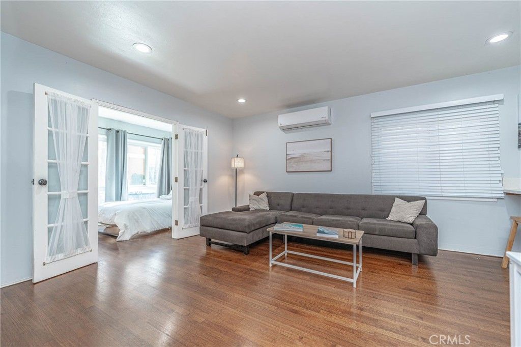 325 Cedar 1, Long Beach, CA 90802
