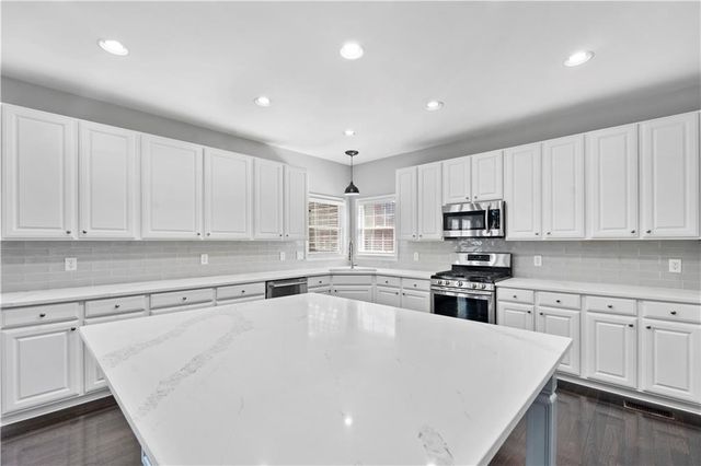 141 Ennisbrook SE Drive, Smyrna, GA 30082