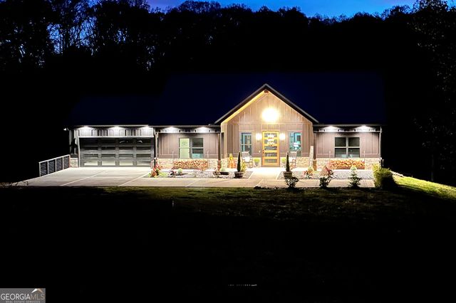 736 Town Creek Church Road, Talking Rock, GA 30175