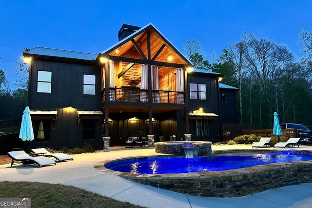 736 Town Creek Church Road, Talking Rock, GA 30175
