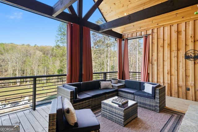 736 Town Creek Church Road, Talking Rock, GA 30175