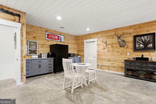 736 Town Creek Church Road, Talking Rock, GA 30175