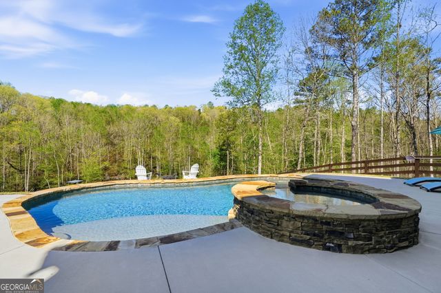736 Town Creek Church Road, Talking Rock, GA 30175