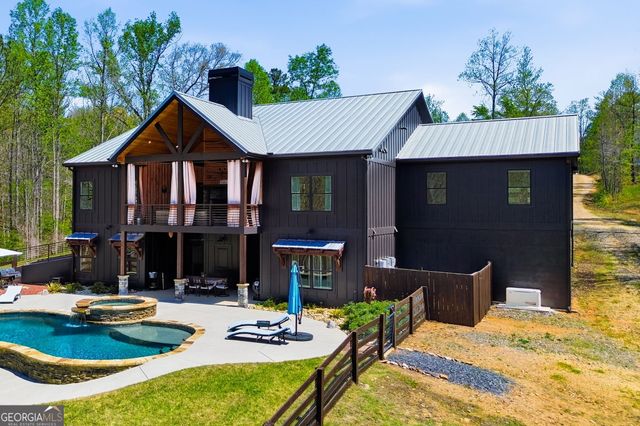 736 Town Creek Church Road, Talking Rock, GA 30175