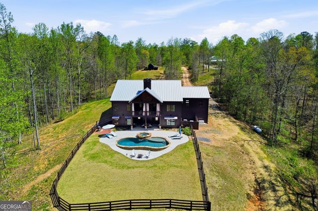 736 Town Creek Church Road, Talking Rock, GA 30175