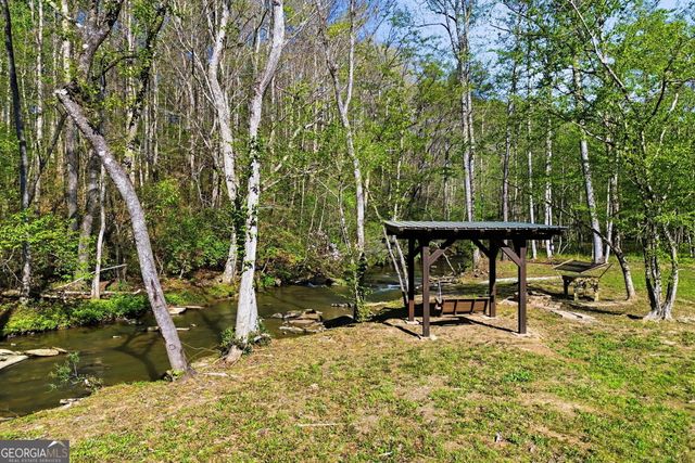 736 Town Creek Church Road, Talking Rock, GA 30175
