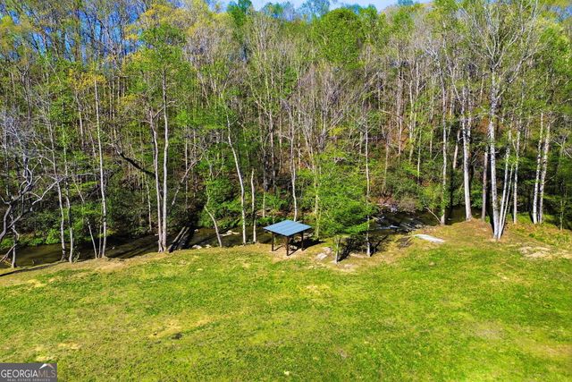 736 Town Creek Church Road, Talking Rock, GA 30175