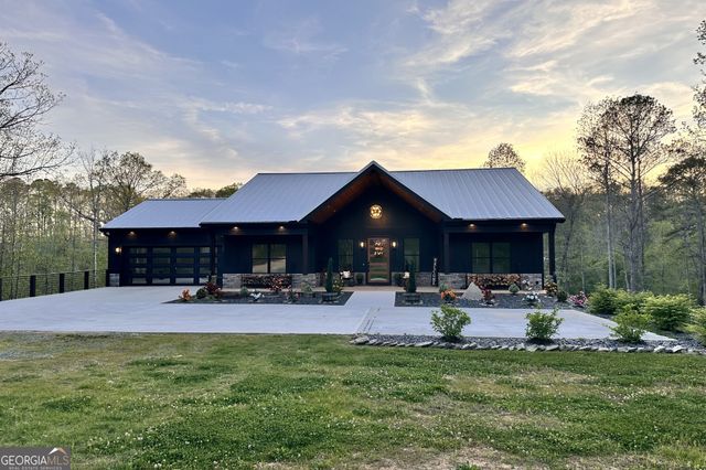 736 Town Creek Church Road, Talking Rock, GA 30175