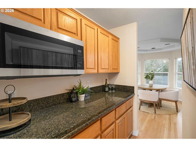 14573 Nw EVERGREEN St, Portland, OR 97229