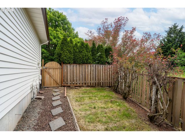 14573 Nw EVERGREEN St, Portland, OR 97229