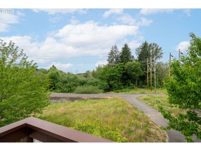14573 Nw EVERGREEN St, Portland, OR 97229