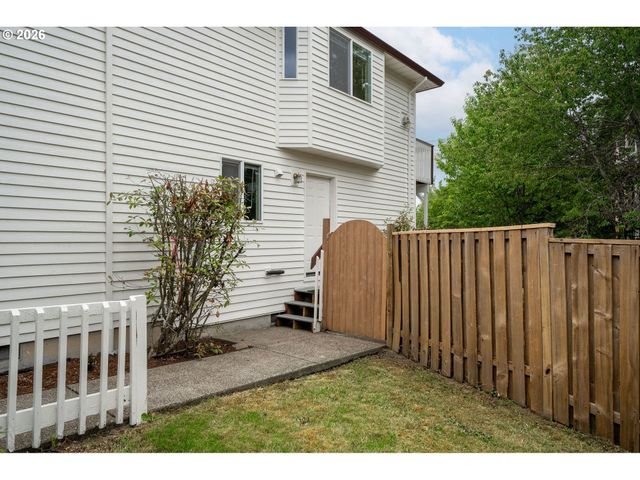 14573 Nw EVERGREEN St, Portland, OR 97229