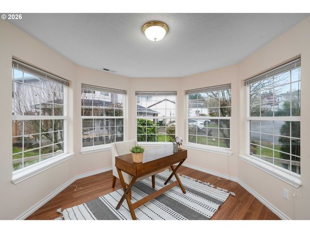 14573 Nw EVERGREEN St, Portland, OR 97229