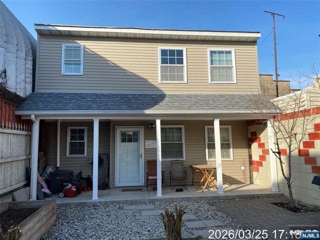38 Delancy Street, Newark, NJ 07105