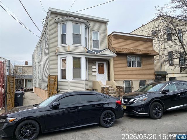 38 Delancy Street, Newark, NJ 07105