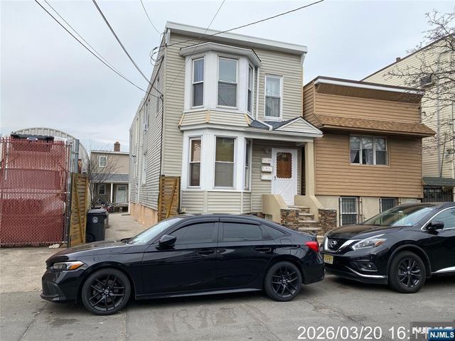 38 Delancy Street, Newark, NJ 07105