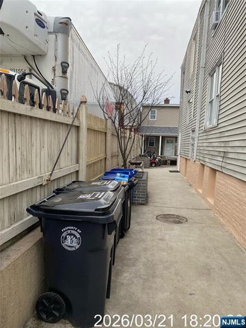 38 Delancy Street, Newark, NJ 07105