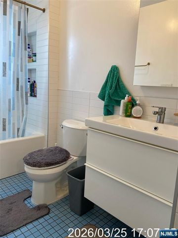 38 Delancy Street, Newark, NJ 07105