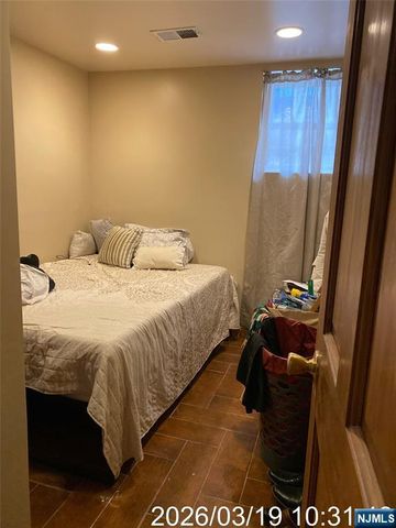 38 Delancy Street, Newark, NJ 07105