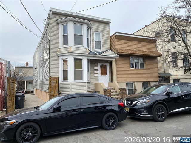 38 Delancy Street, Newark, NJ 07105