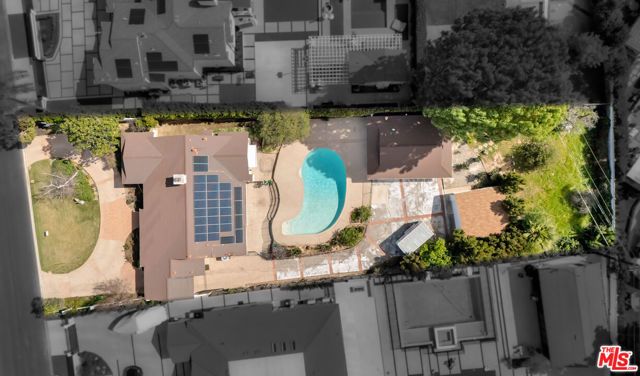 19732 Henshaw Street, Woodland Hills (los Angeles), CA 91356