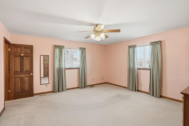 1325 Wildwood Drive, Lowell, IN 46356