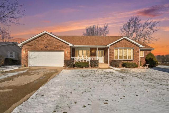 1325 Wildwood Drive, Lowell, IN 46356