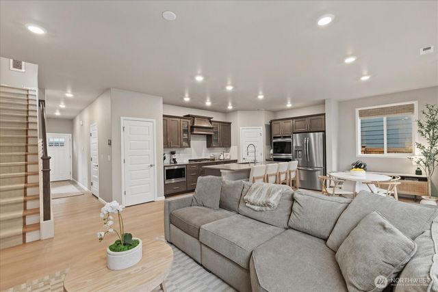 901 122nd Avenue SE, Lake Stevens, WA 98258